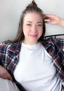 It’s a white shirt and no bra kinda day