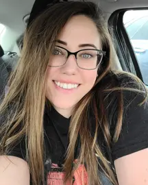 I’m starting to think I look better with my glasses on ð¤